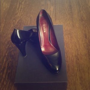 Ceramics Black Leather courts